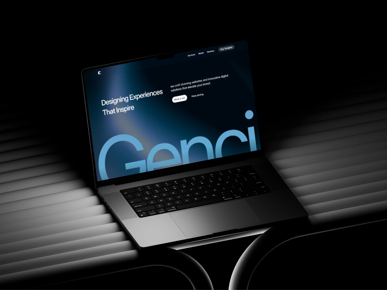 高级暗黑黑白极简创意机构官网设计灵感，设计工作室、作品集 Framer 网站模板详情图 1